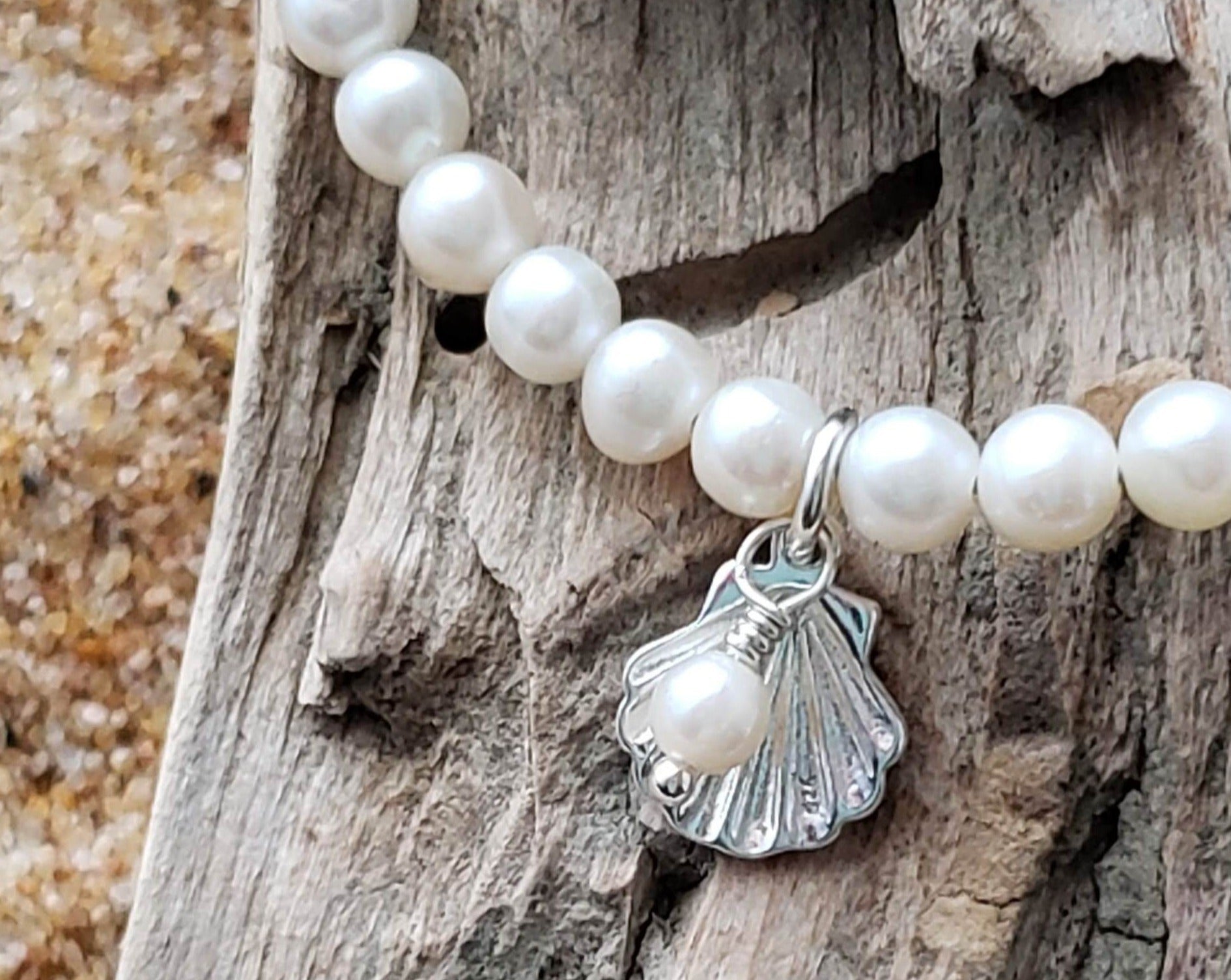 Deluxe Genuine Pearl Shell Bracelet-Sterling Silver-White Freshwater Cultured Pearls with Sterling Silver Shell pendant and dangling Pearl