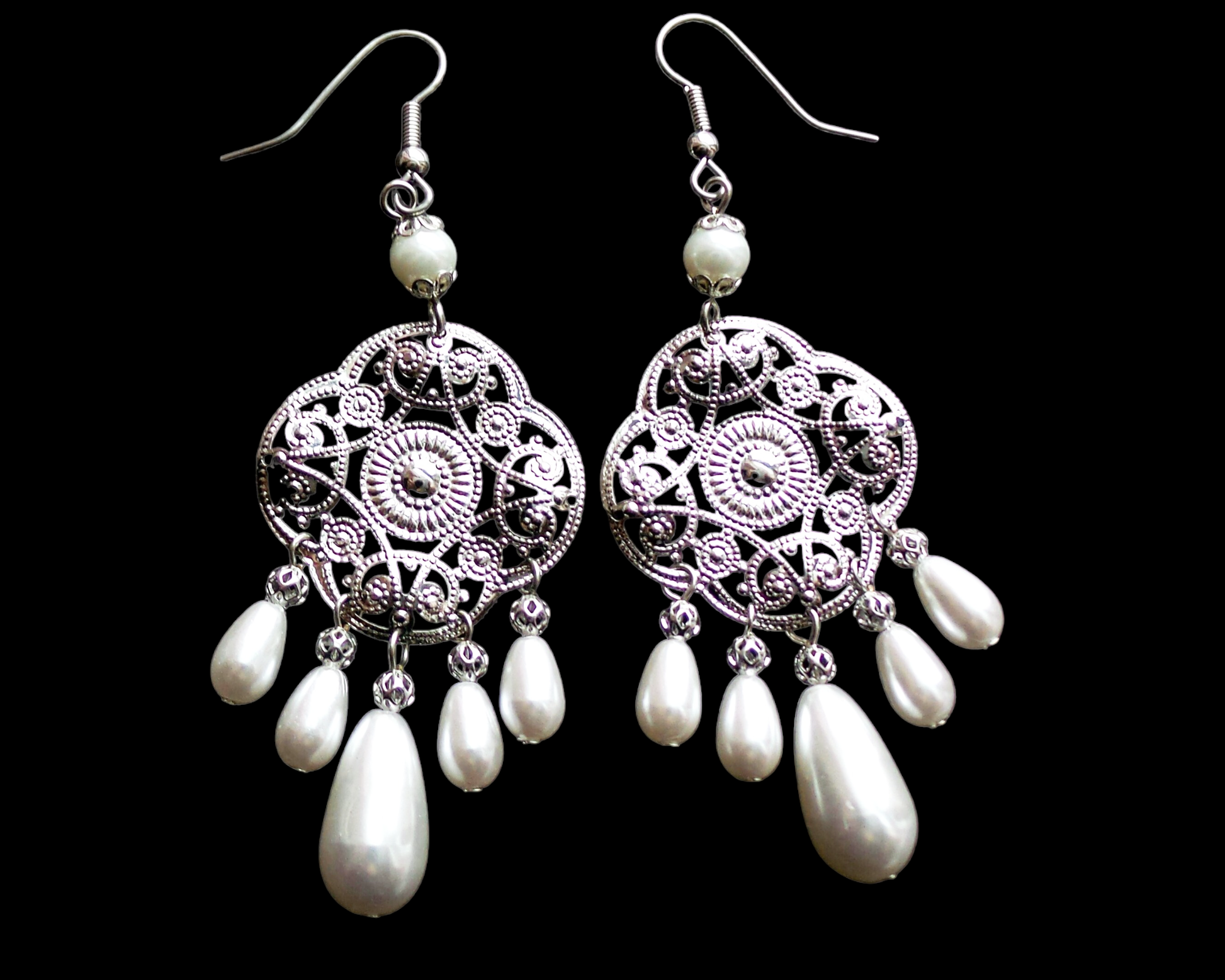 Pearl and 2025 rhinestone chandelier earrings