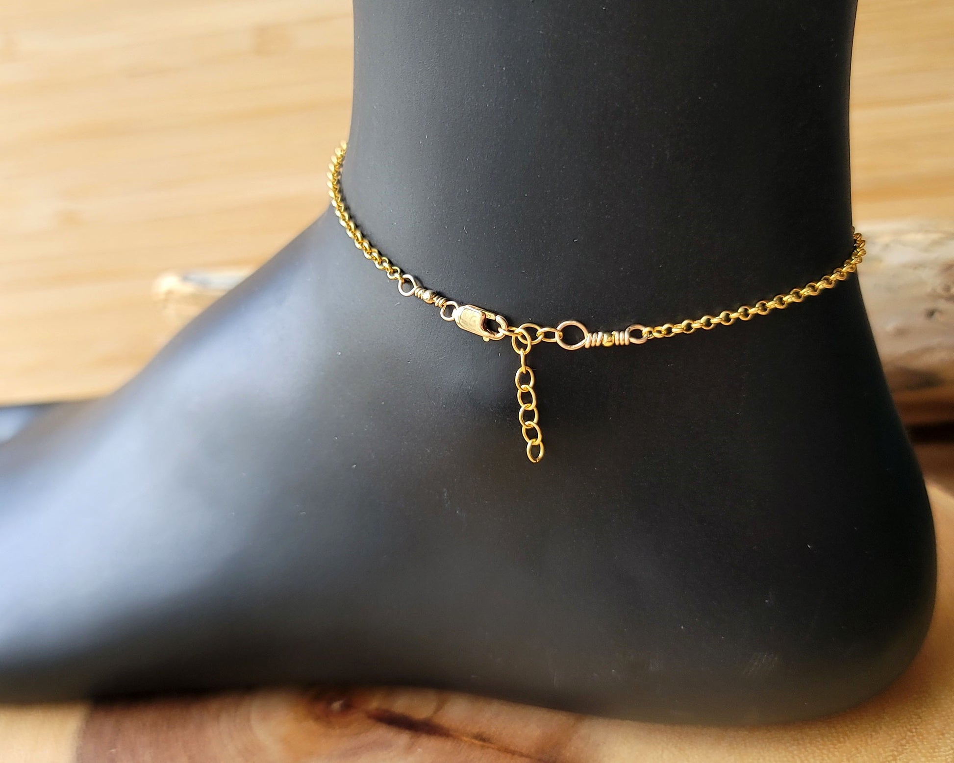 Personalized Gold Initial Ankle Bracelet, Anklet, a minimalist style anklet with a small initial pendant on rolo style chain