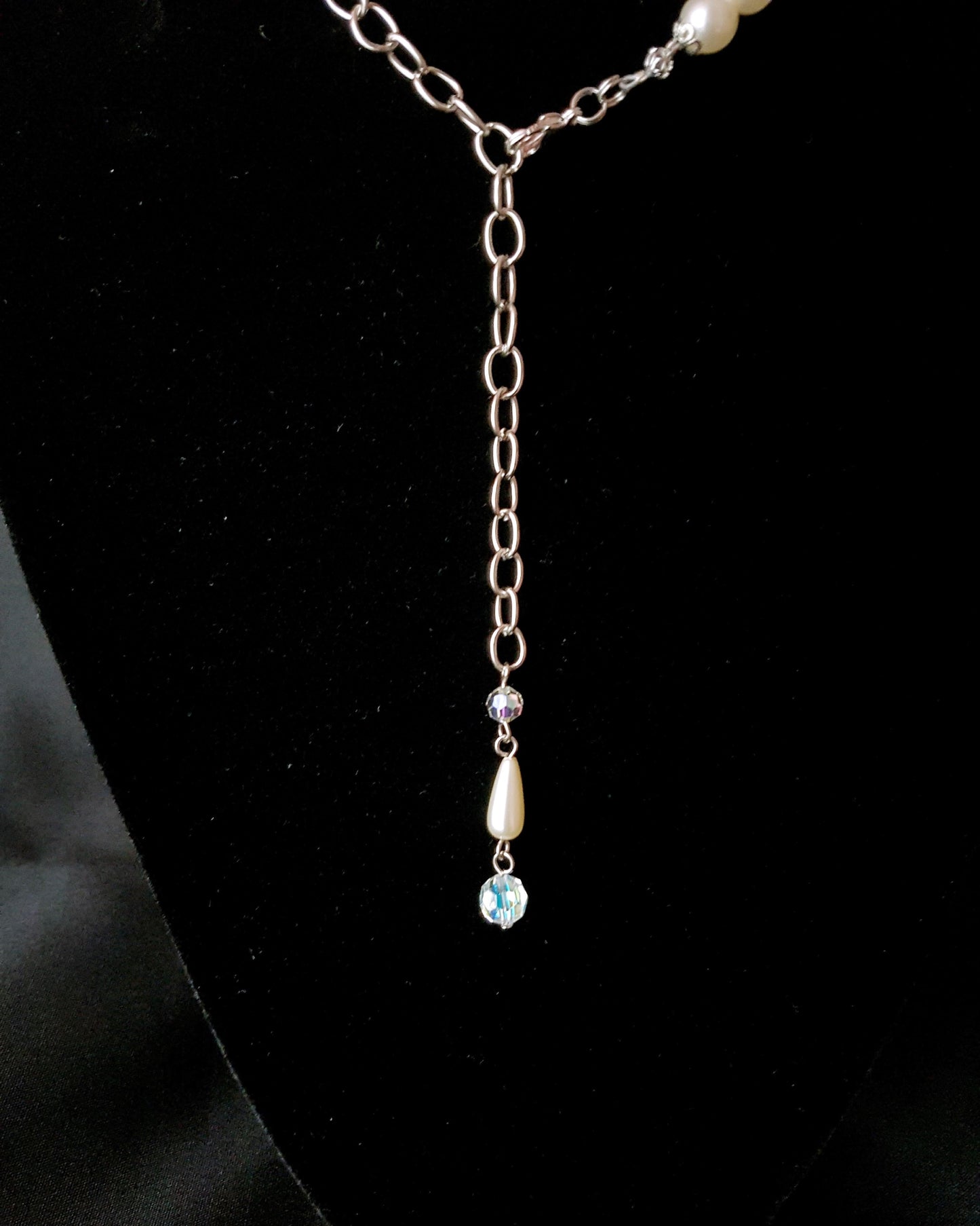 Pearl Crystal Elaborate Beaded Collar Necklace and Earring Set, this is  a photo of the back of the necklace, showing back chain extension and lobster claw clasp.